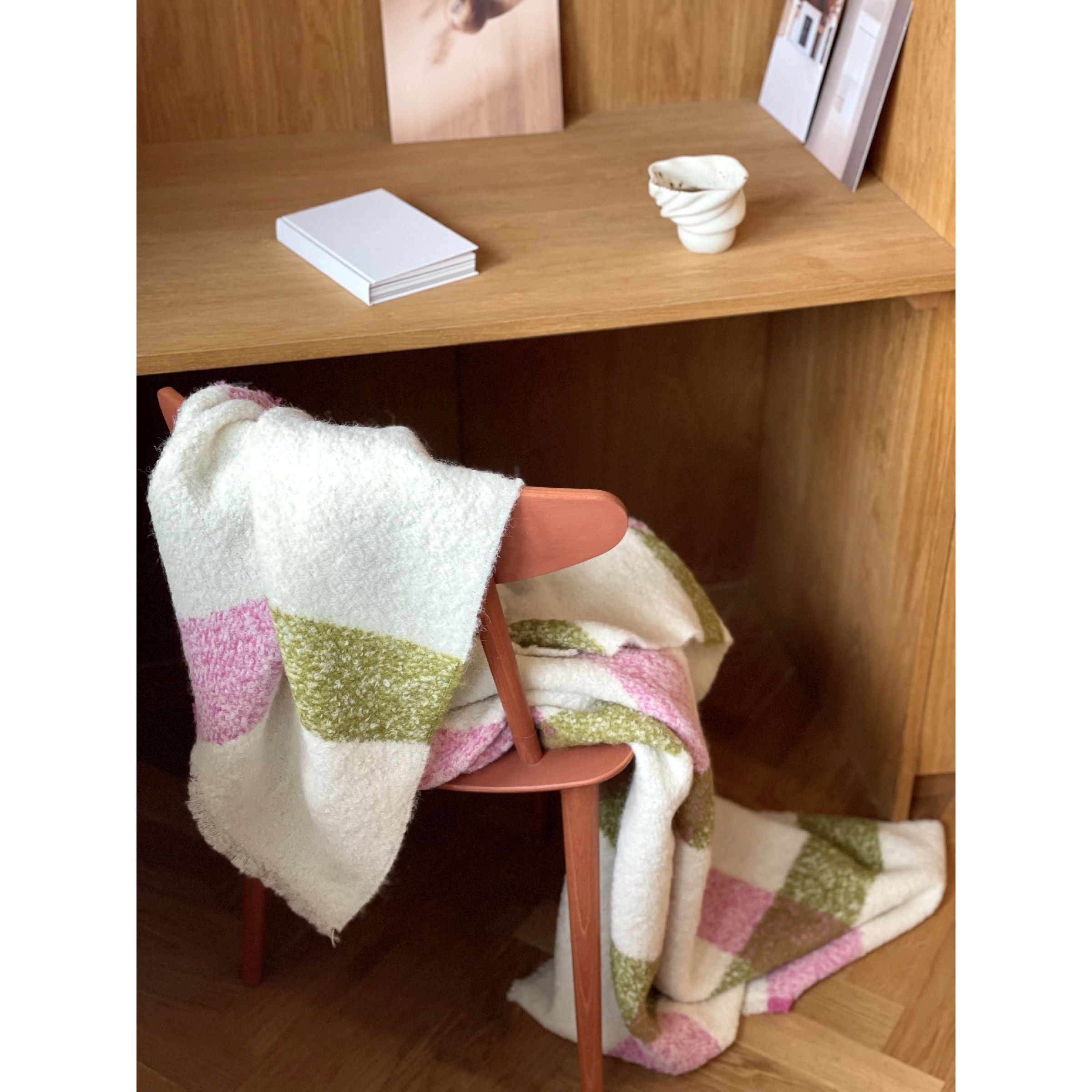 537293
