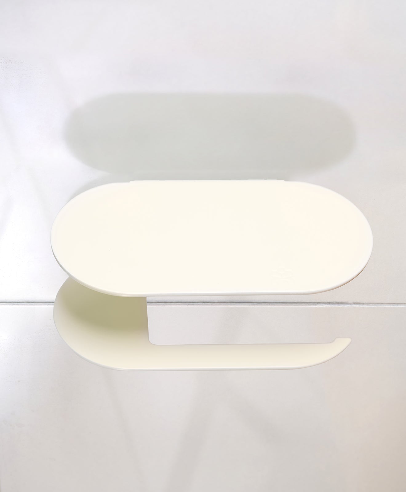 Toilettenpapierhalter ohne Bohren mit Ablage ORBI
